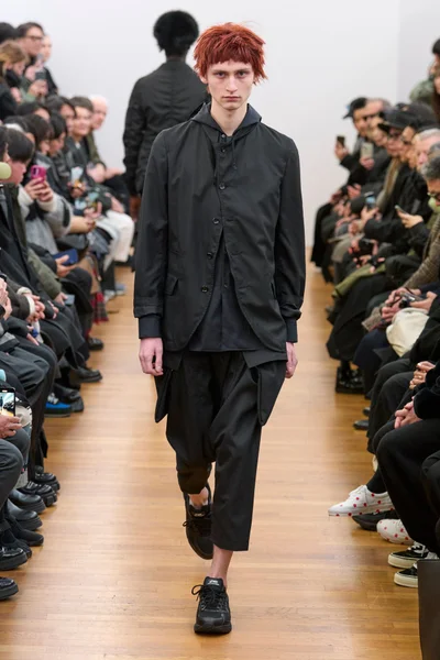 Look 2